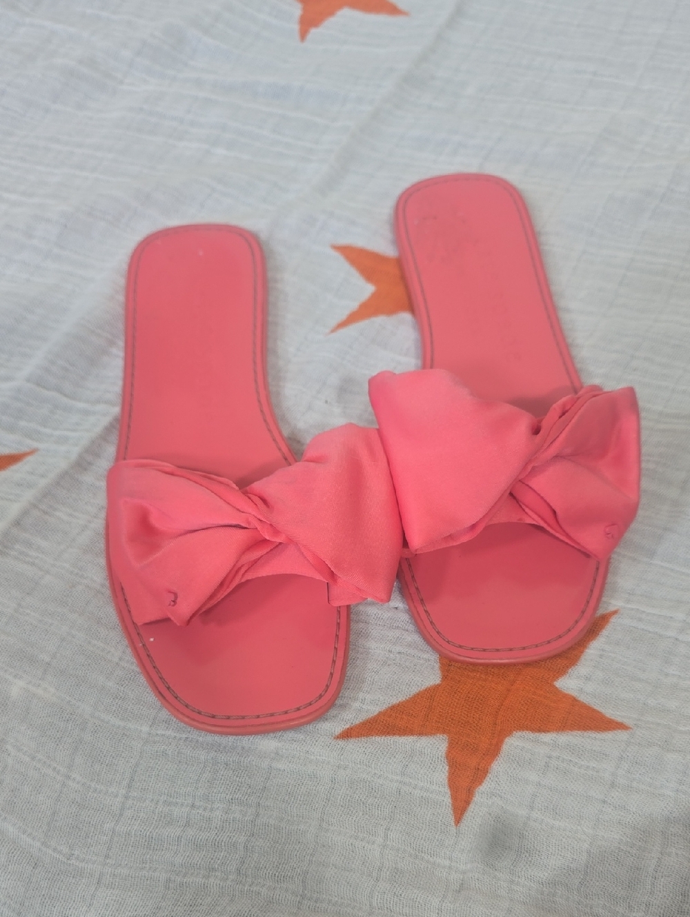 Kate Spade Women’s Pink Bow Slide Sandals